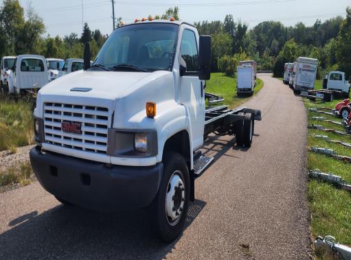 Used 2007 26 ' Cab and Chassis for sale