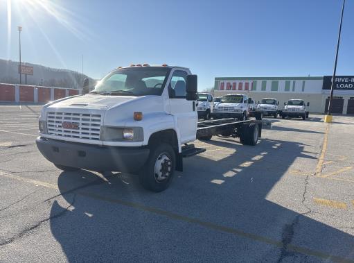 Used 2008 26 ' Cab and Chassis for sale