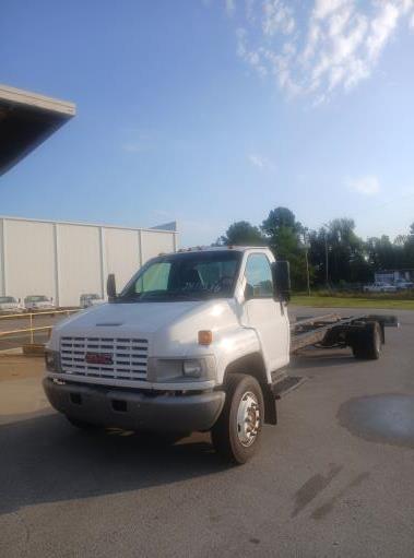 Used 2008 26 ' Cab and Chassis for sale