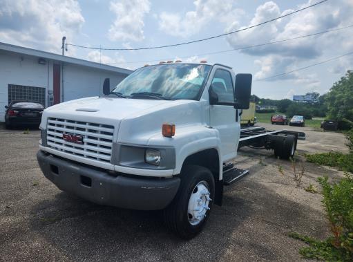 Used 2008 26 ' Cab and Chassis for sale