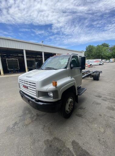 Used 2007 26 ' Cab and Chassis for sale