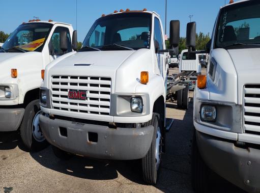 Used 2006 26 ' Cab and Chassis for sale
