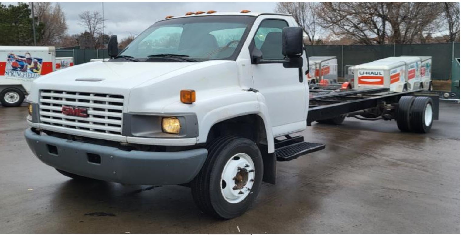 Used 2007 26 ' Cab and Chassis for sale