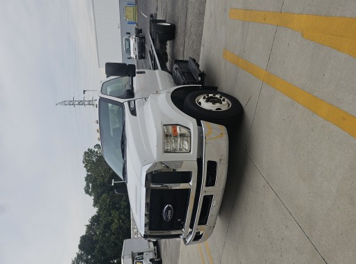Used 2016 26 ' Cab and Chassis for sale