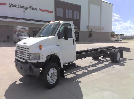 Used 2008 26 ' Cab and Chassis for sale