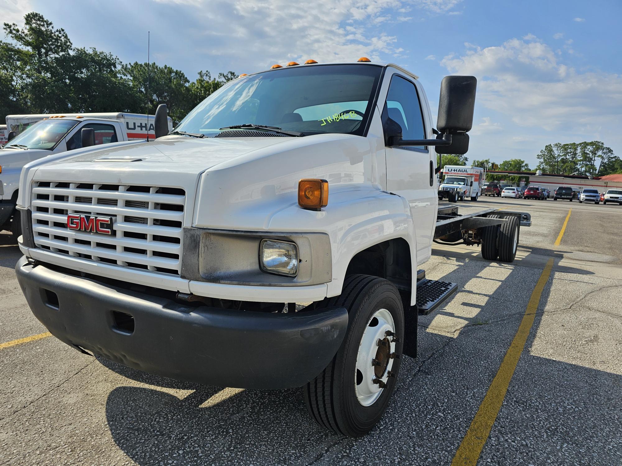 Used 2008 26 ' Cab and Chassis for sale