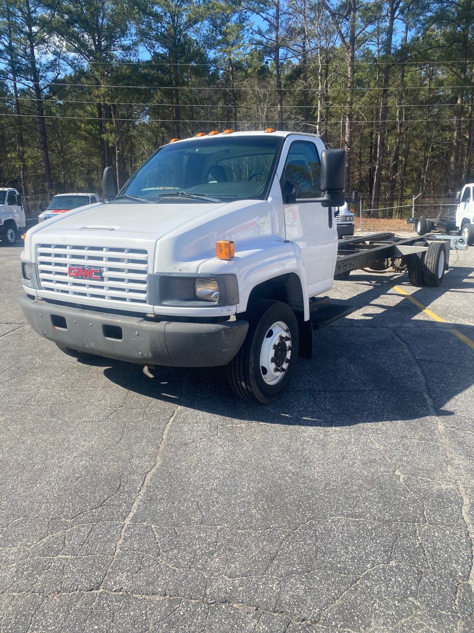 Used 2008 26 ' Cab and Chassis for sale