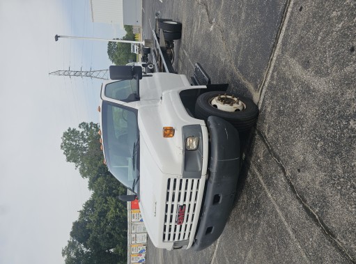 Used 2008 26 ' Cab and Chassis for sale