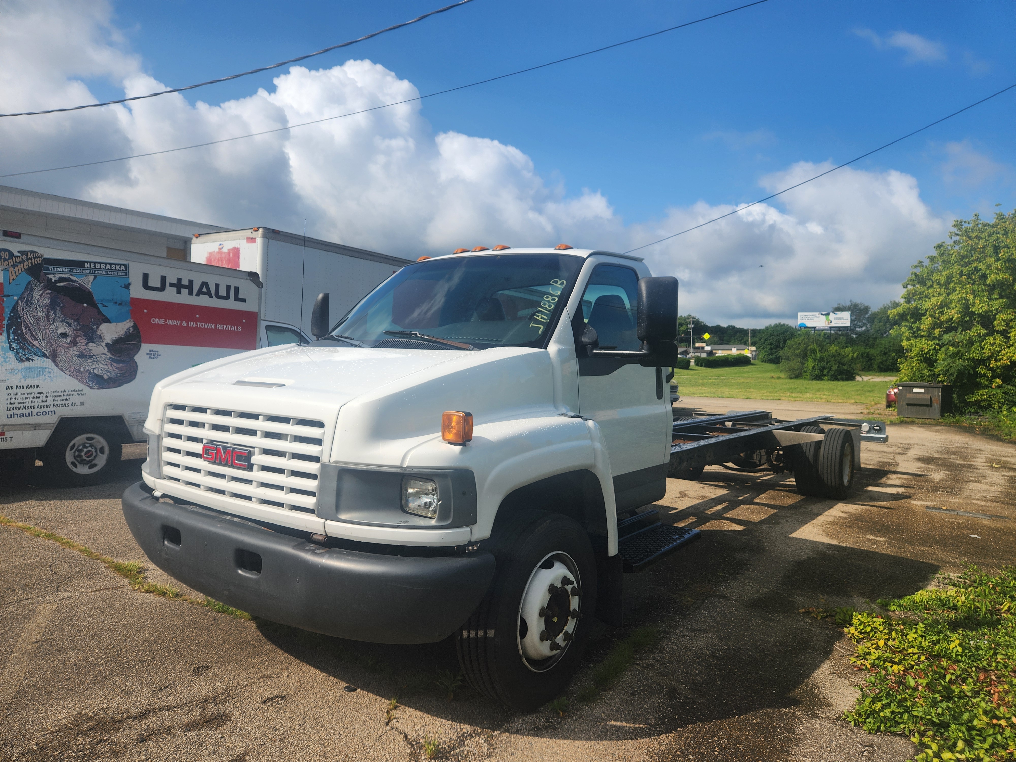 Used 2008 26 ' Cab and Chassis for sale