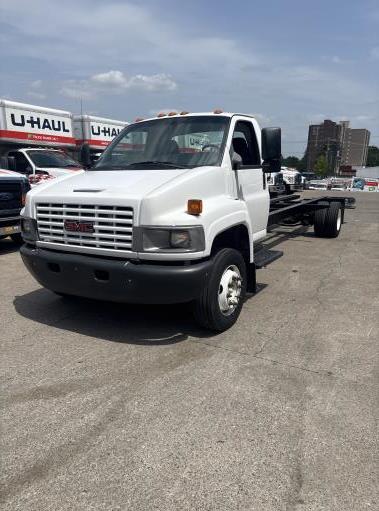 Used 2008 26 ' Cab and Chassis for sale