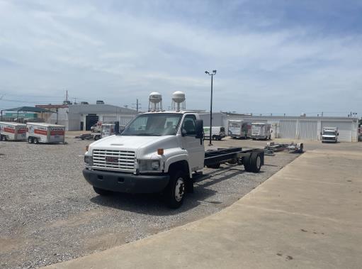 Used 2007 26 ' Cab and Chassis for sale