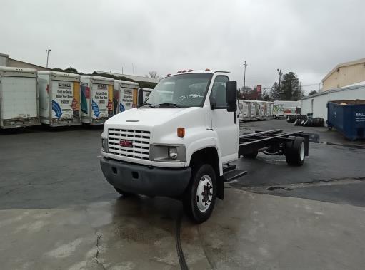 Used 2007 26 ' Cab and Chassis for sale