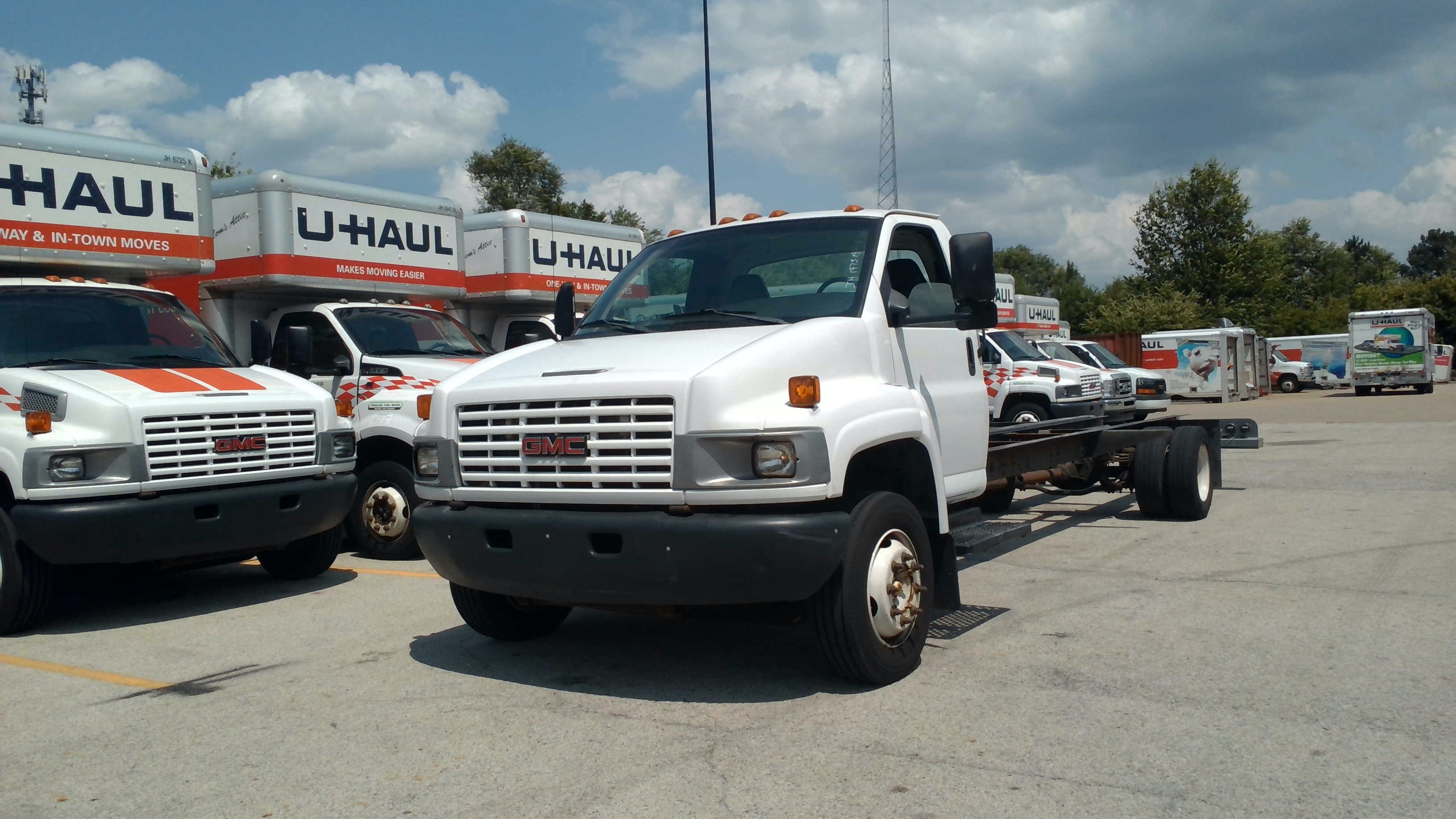 Used Uhaul Box Truck 94 - d6o8rh4