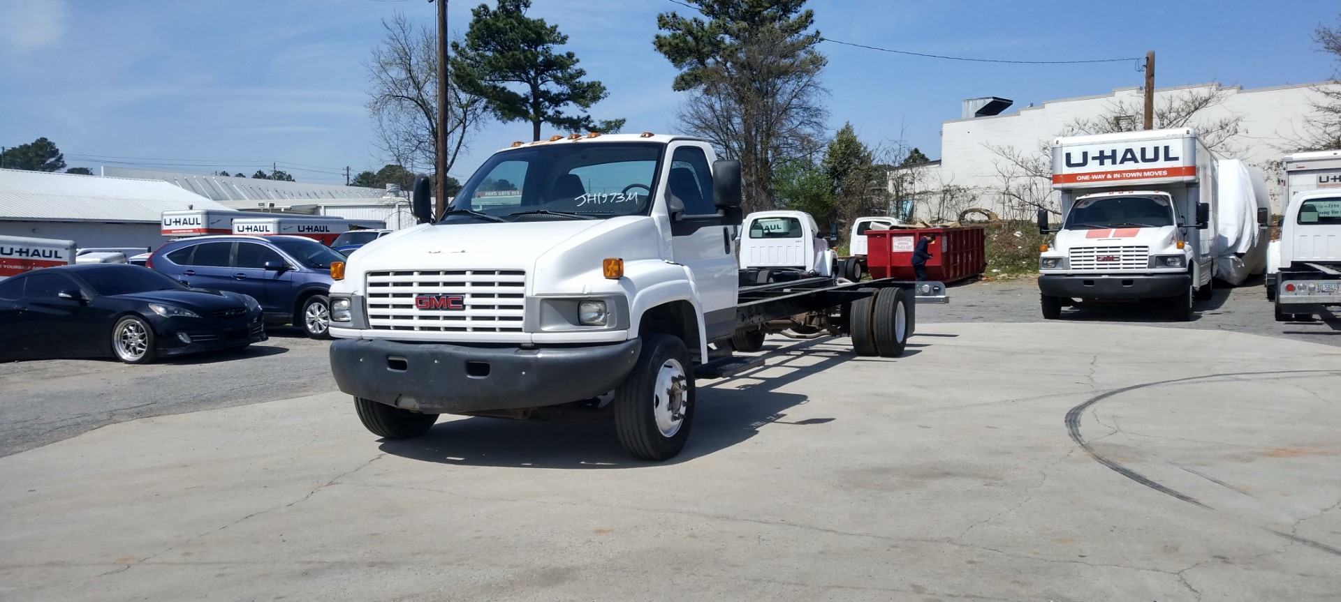 Used 2006 26 ' Cab and Chassis for sale