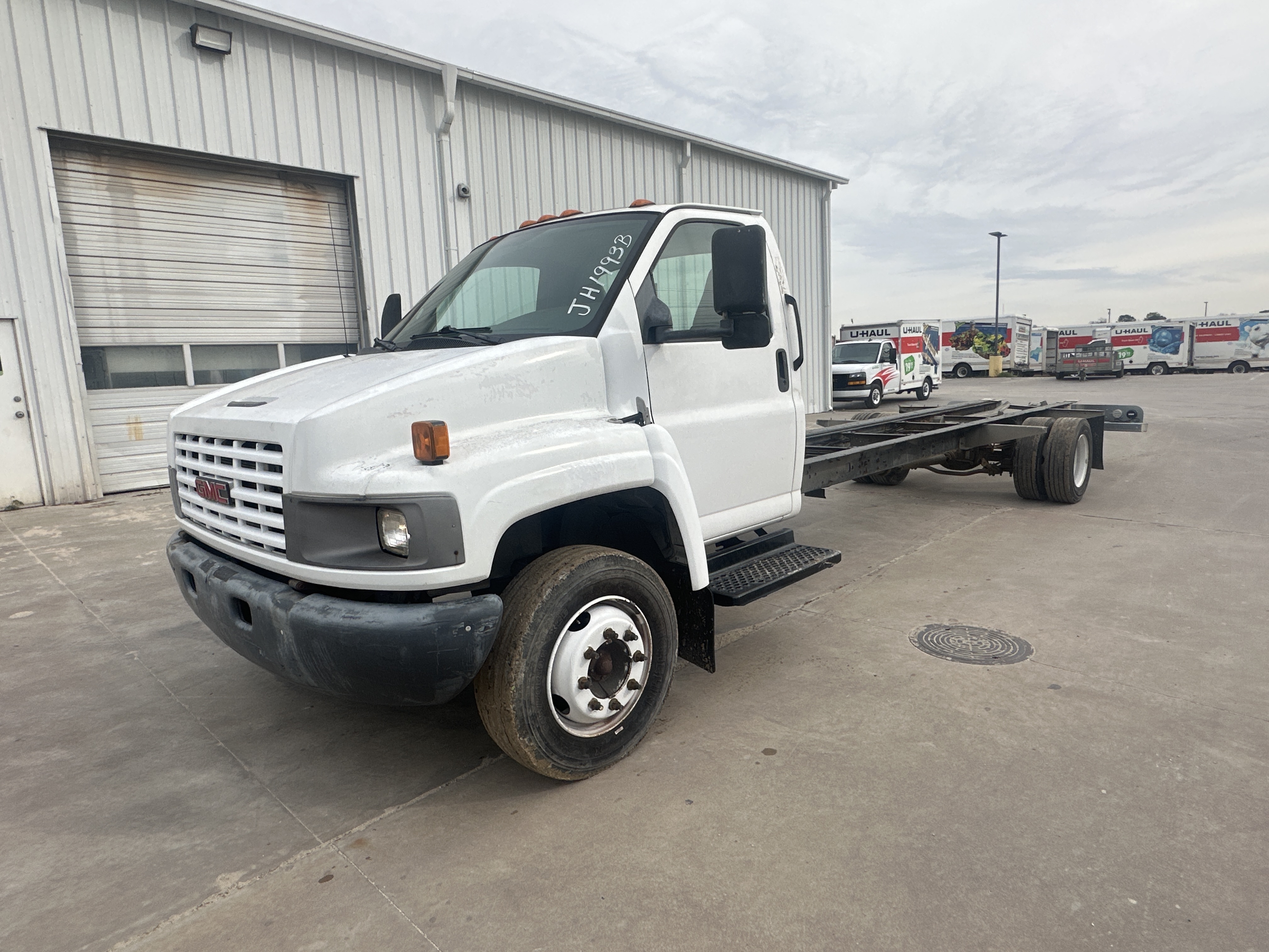 Used 2008 26 ' Cab and Chassis for sale