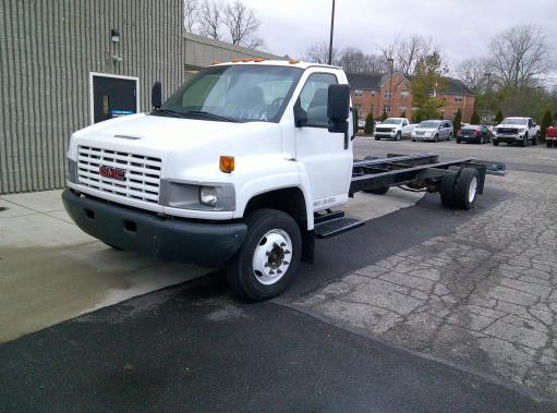 Used 2007 26 ' Cab and Chassis for sale