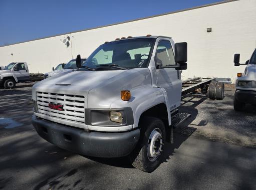 Used 2008 26 ' Cab and Chassis for sale