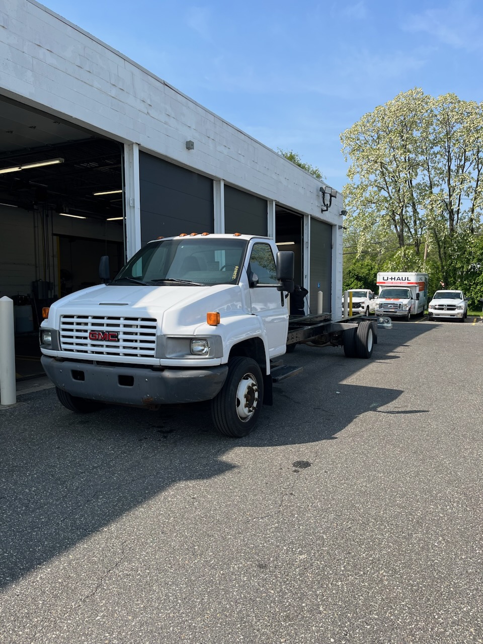 Used 2008 26 ' Cab and Chassis for sale