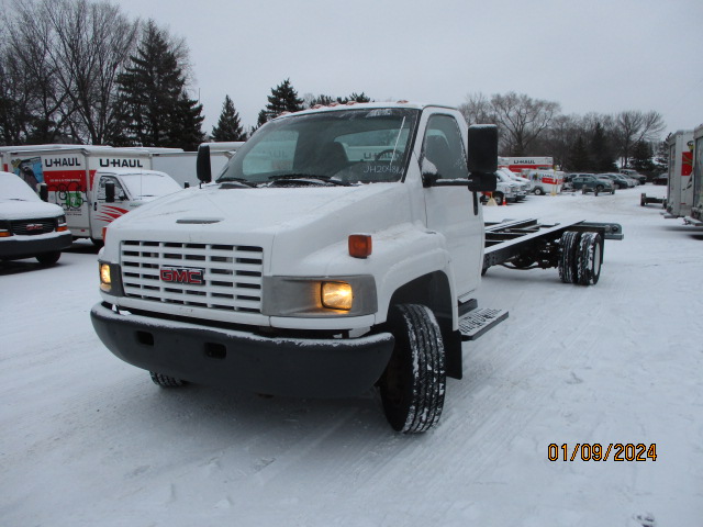 Used 2006 26 ' Cab and Chassis for sale