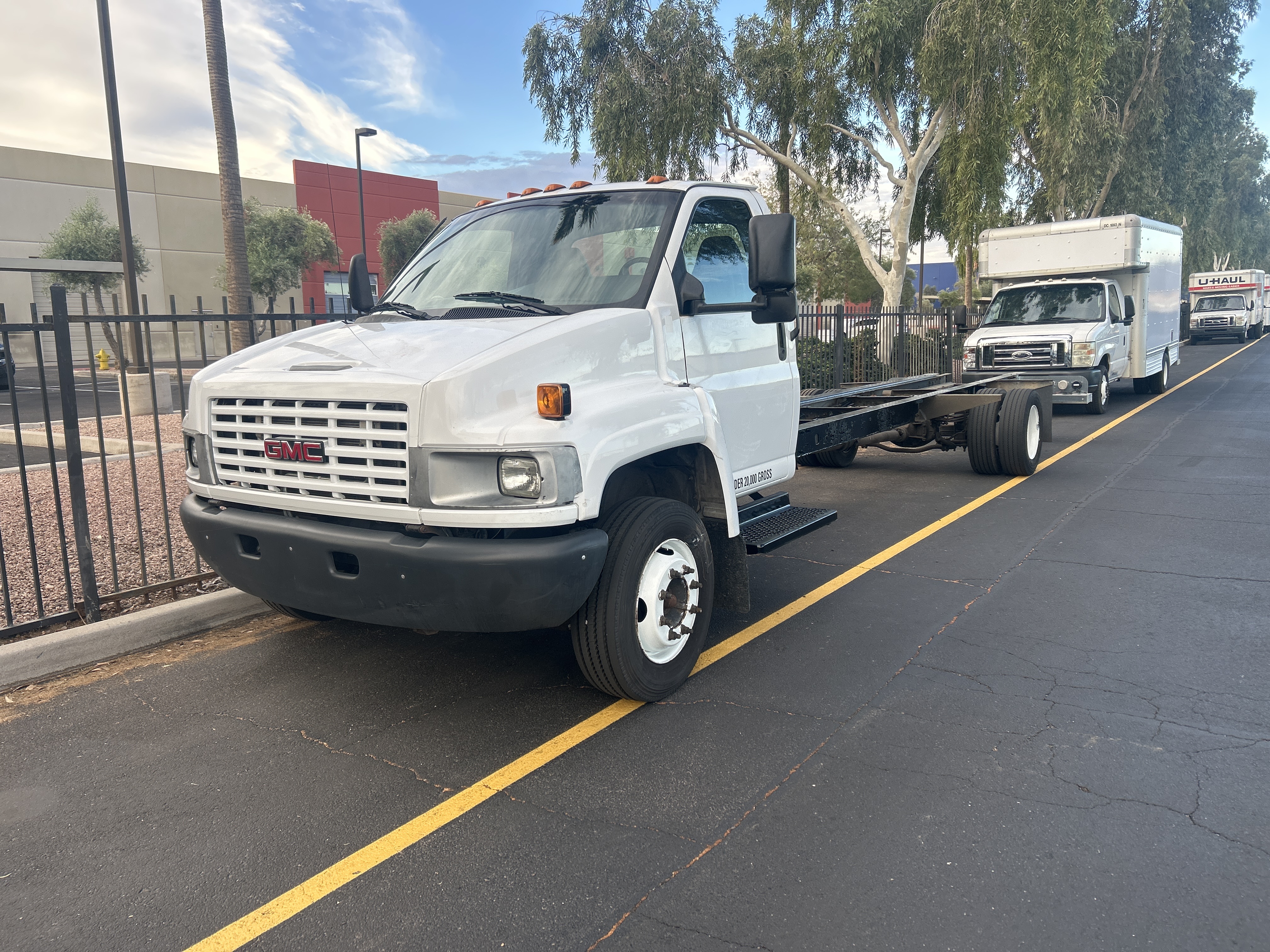 Used 2008 26 ' Cab and Chassis for sale