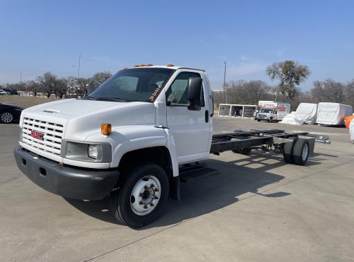 Used 2006 26 ' Cab and Chassis for sale