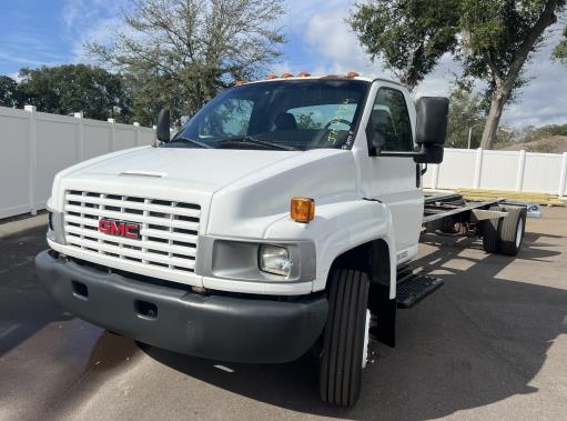Cabina y chasis 2006 de 26 ft usados para la venta