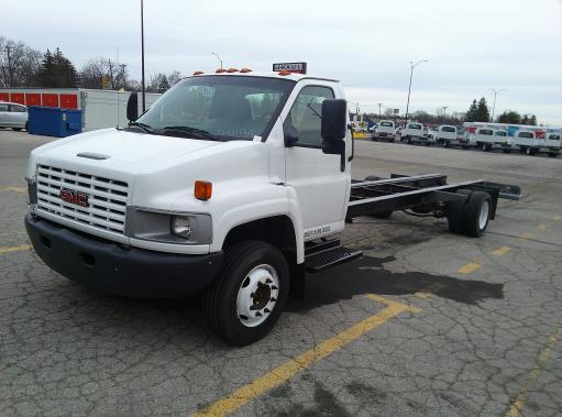 Used 2007 26 ' Cab and Chassis for sale