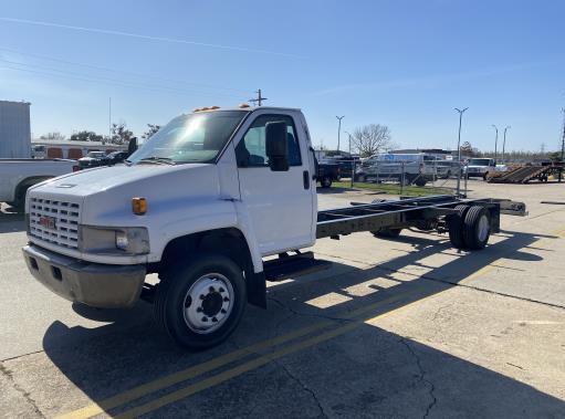 Used 2008 26 ' Cab and Chassis for sale