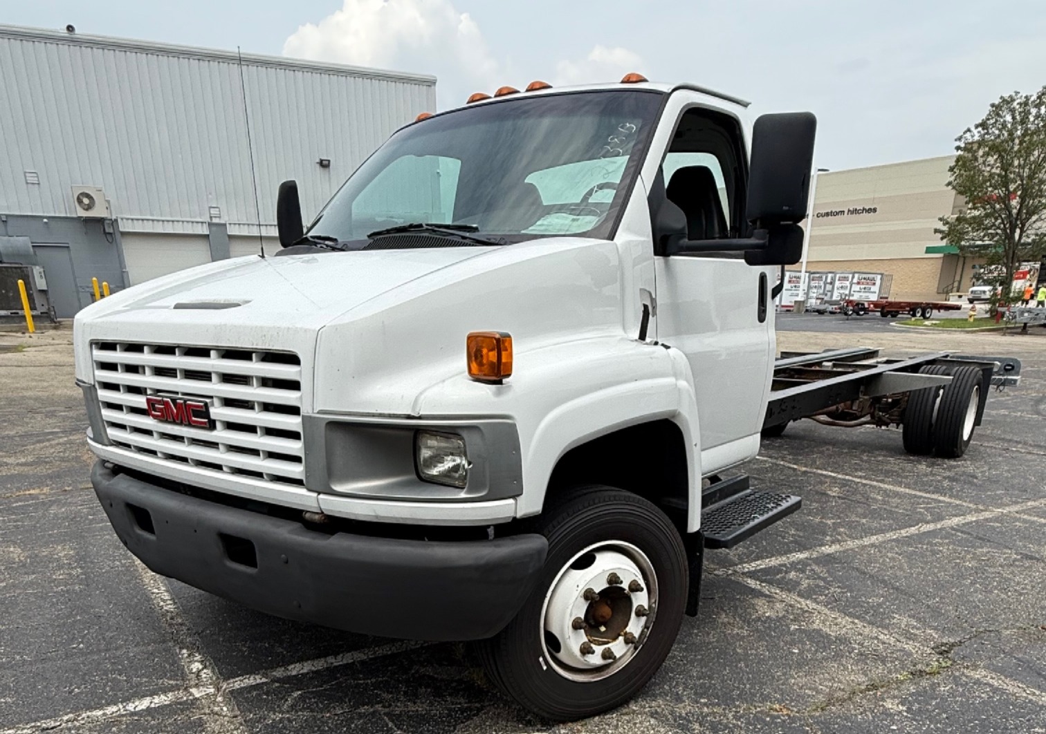 Used 2008 26 ' Cab and Chassis for sale