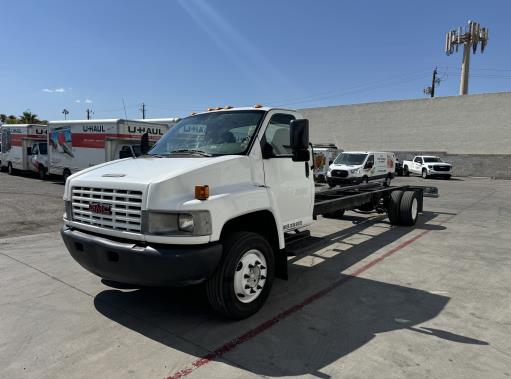 Used 2008 26 ' Cab and Chassis for sale