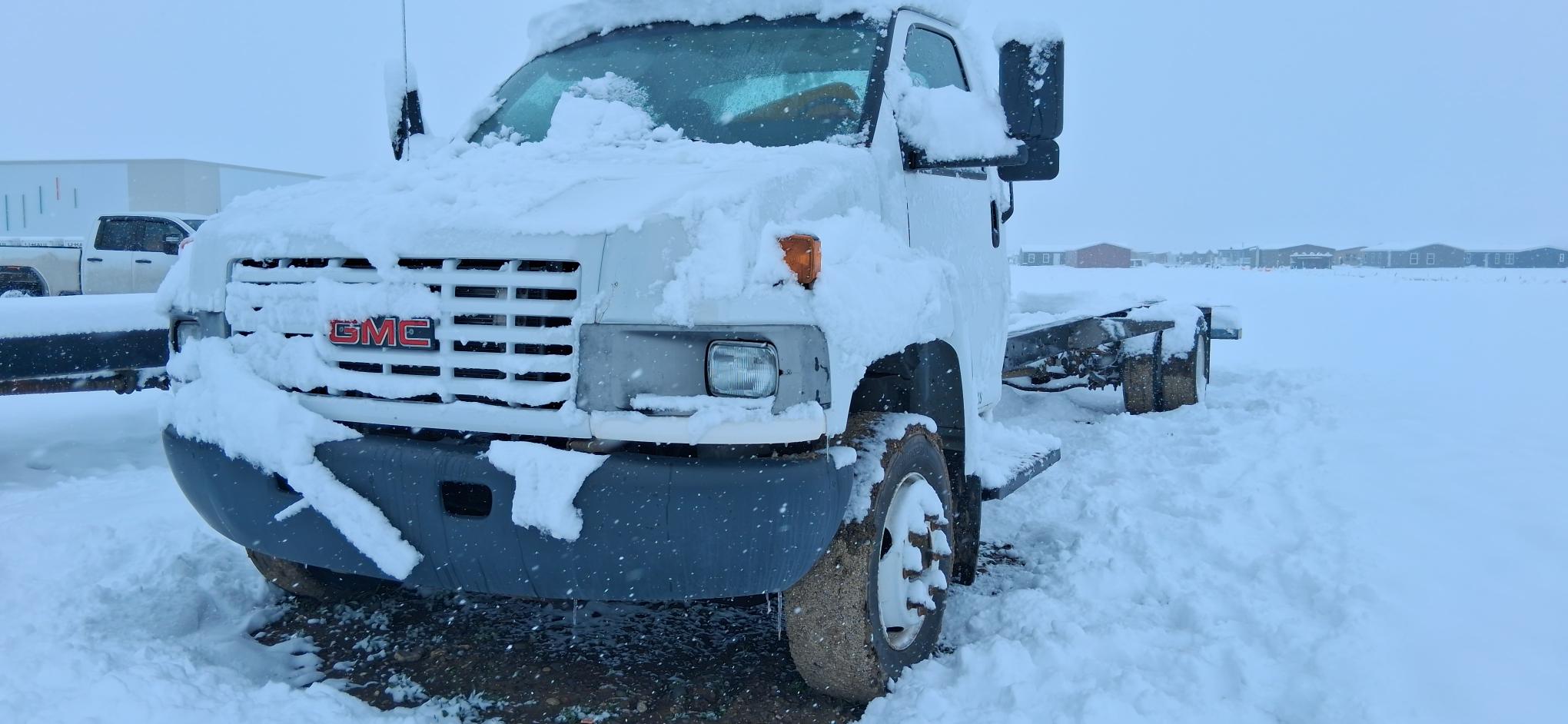 Used 2008 26 ' Cab and Chassis for sale