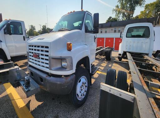 Used 2007 26 ' Cab and Chassis for sale