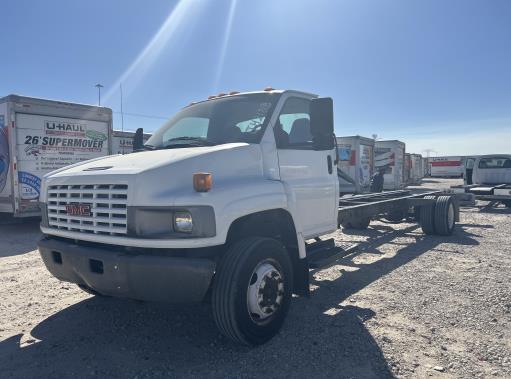 Used 2008 26 ' Cab and Chassis for sale