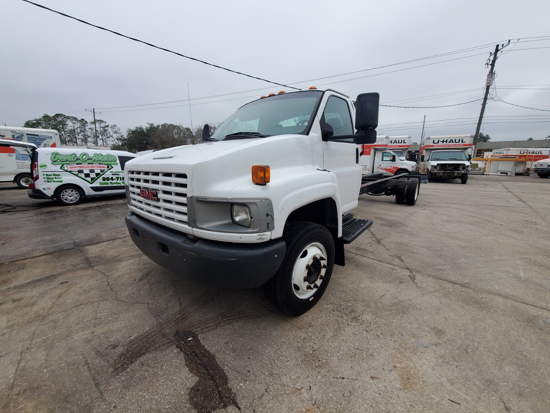 Used 2008 26 ' Cab and Chassis for sale