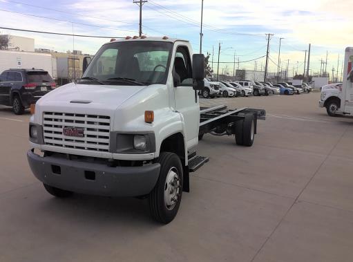 Used 2008 26 ' Cab and Chassis for sale