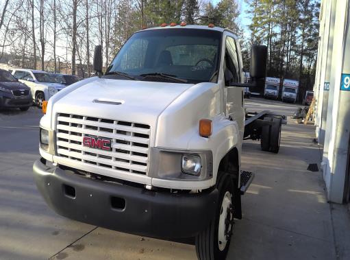 Used 2008 26 ' Cab and Chassis for sale