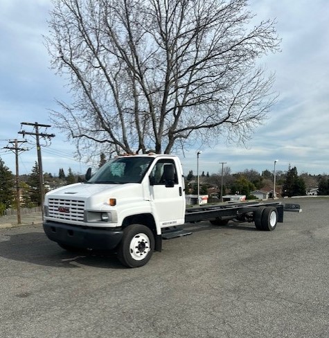 Used 2007 26 ' Cab and Chassis for sale