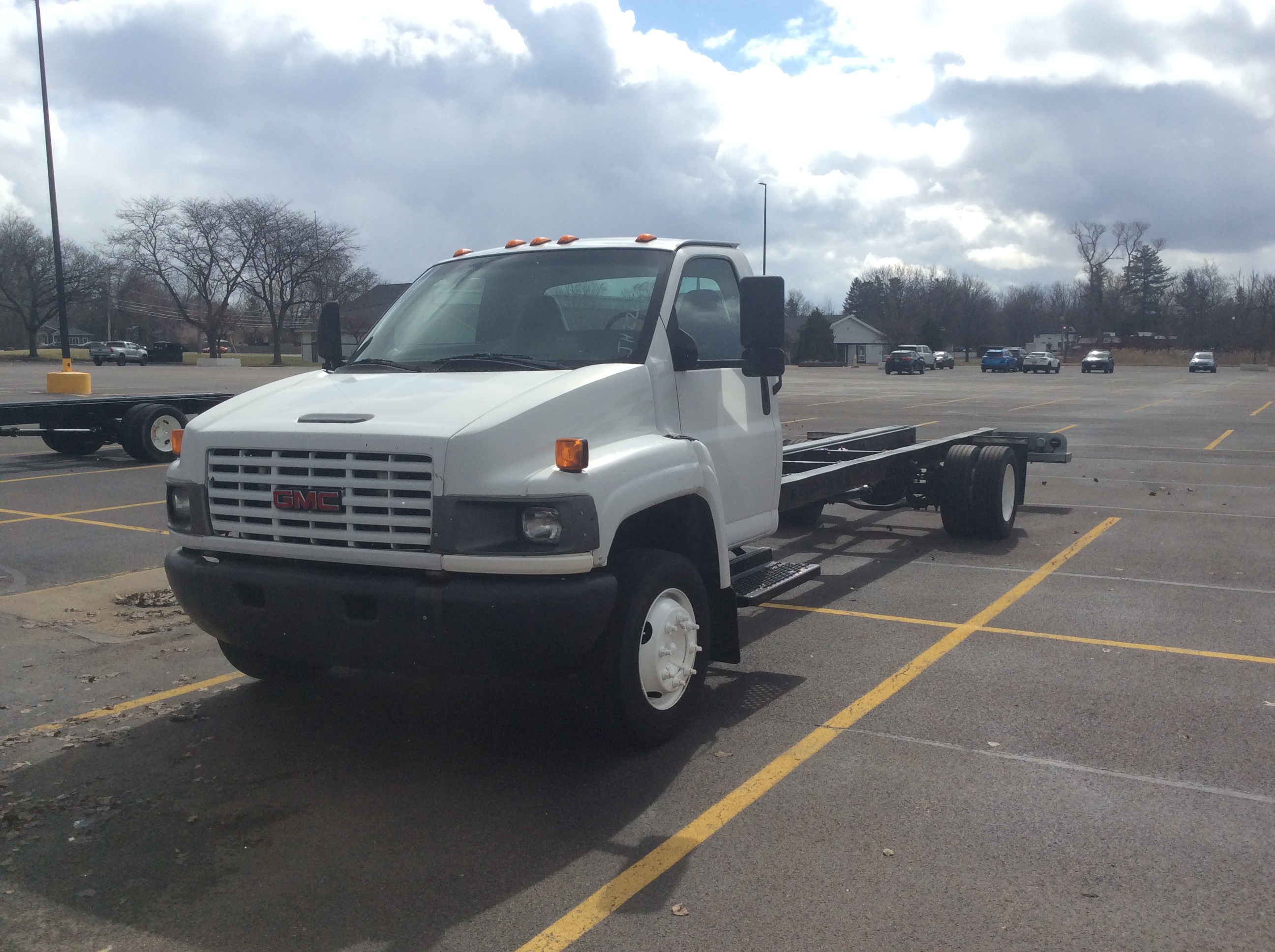 Used 2008 26 ' Cab and Chassis for sale