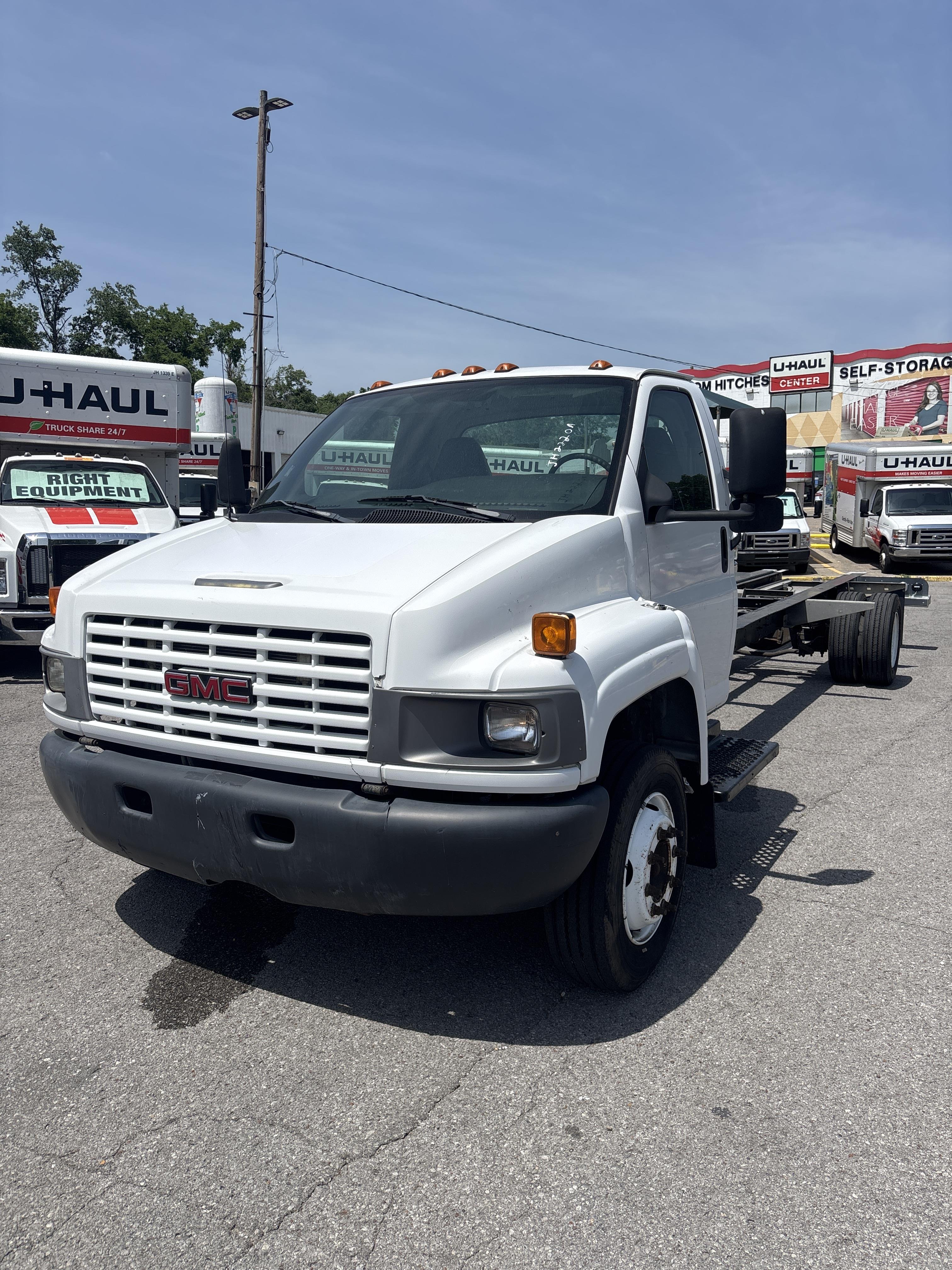 Used 2007 26 ' Cab and Chassis for sale
