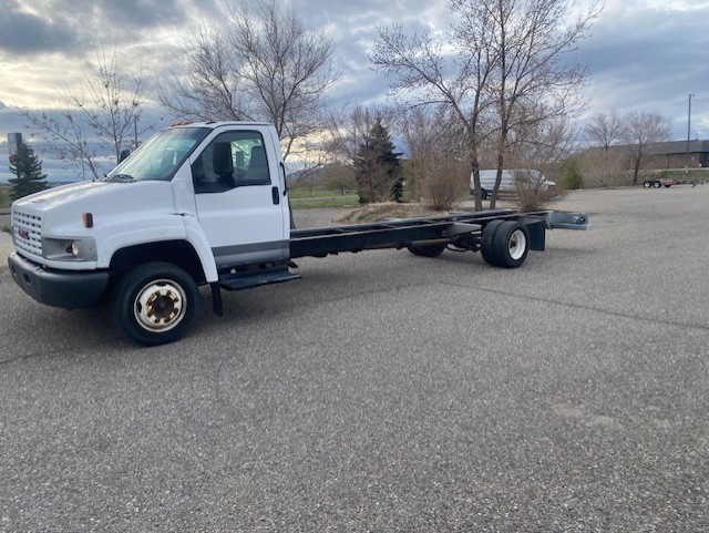 Used 2007 26 ' Cab and Chassis for sale