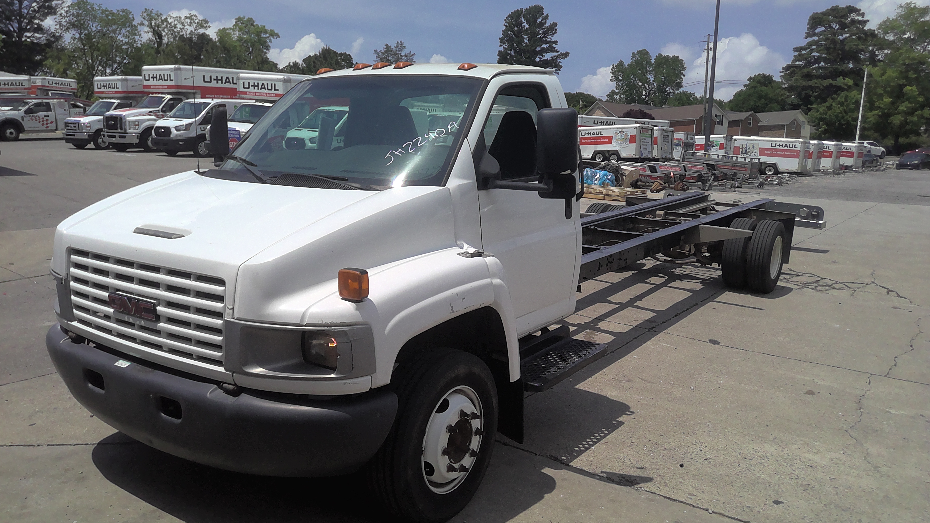 Used 2007 26 ' Cab and Chassis for sale