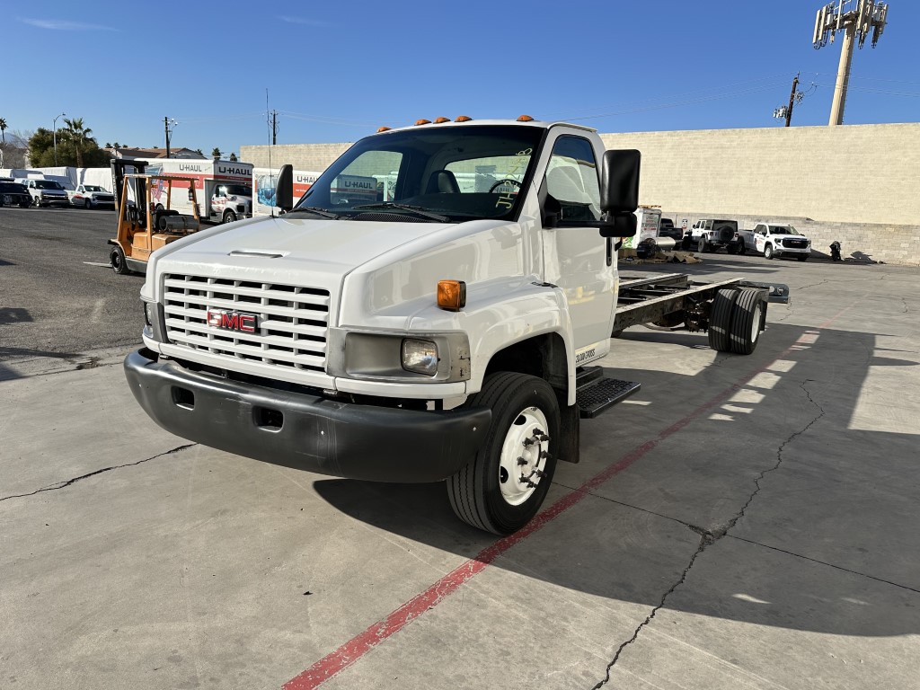 Cabina y chasis 2008 de 26 ft usados para la venta