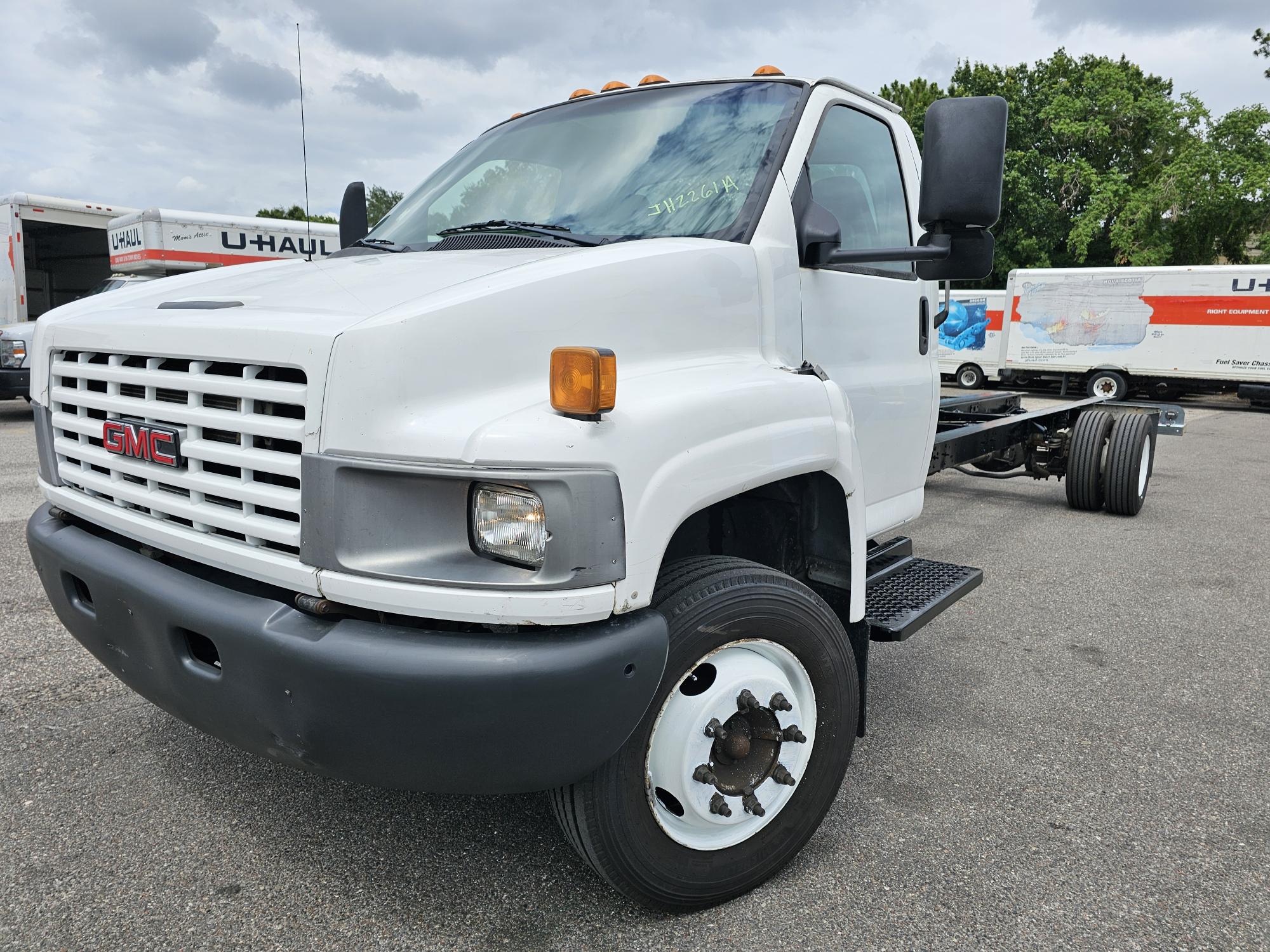 Used 2007 26 ' Cab and Chassis for sale