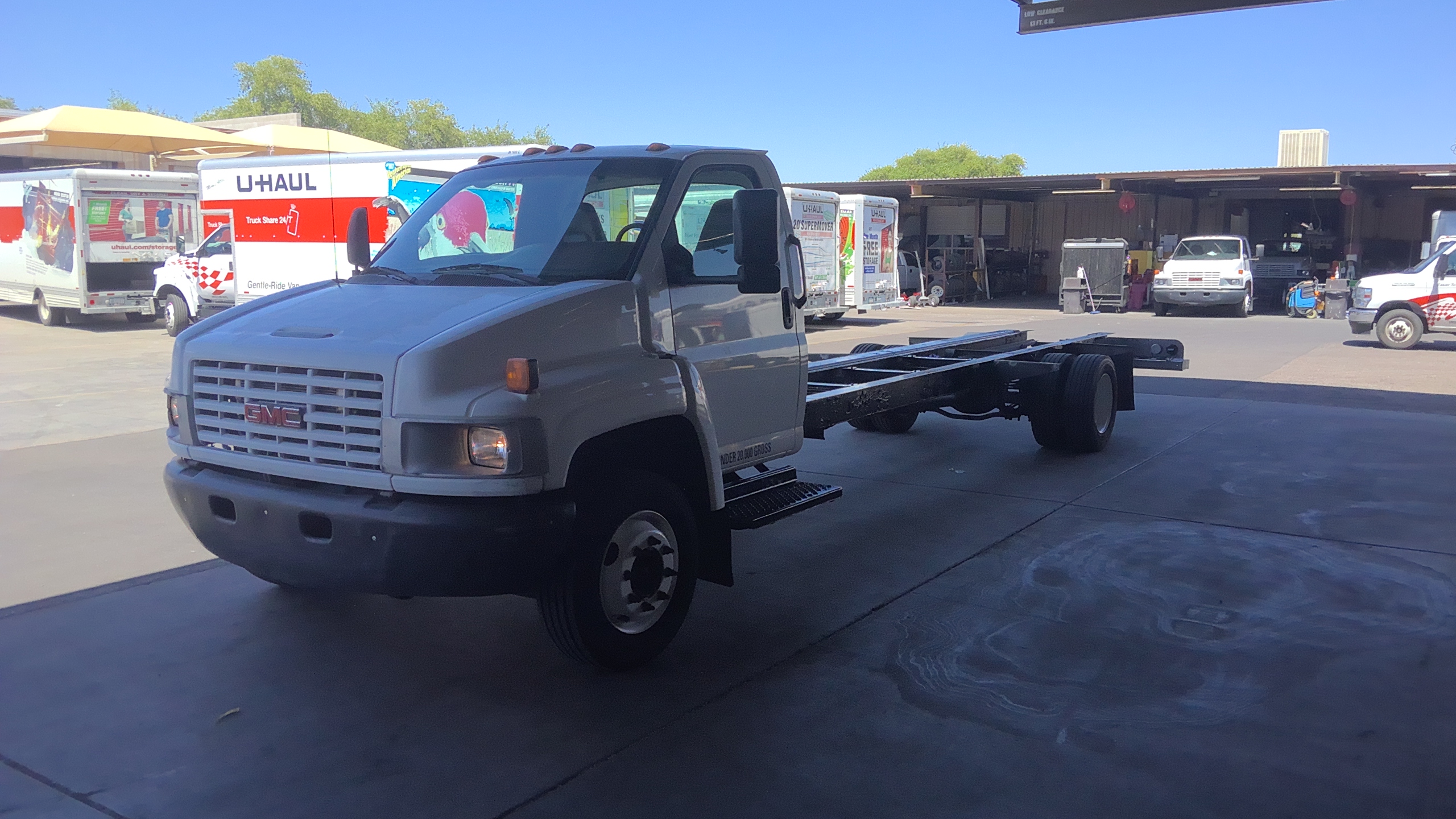 Used 2008 26 ' Cab and Chassis for sale