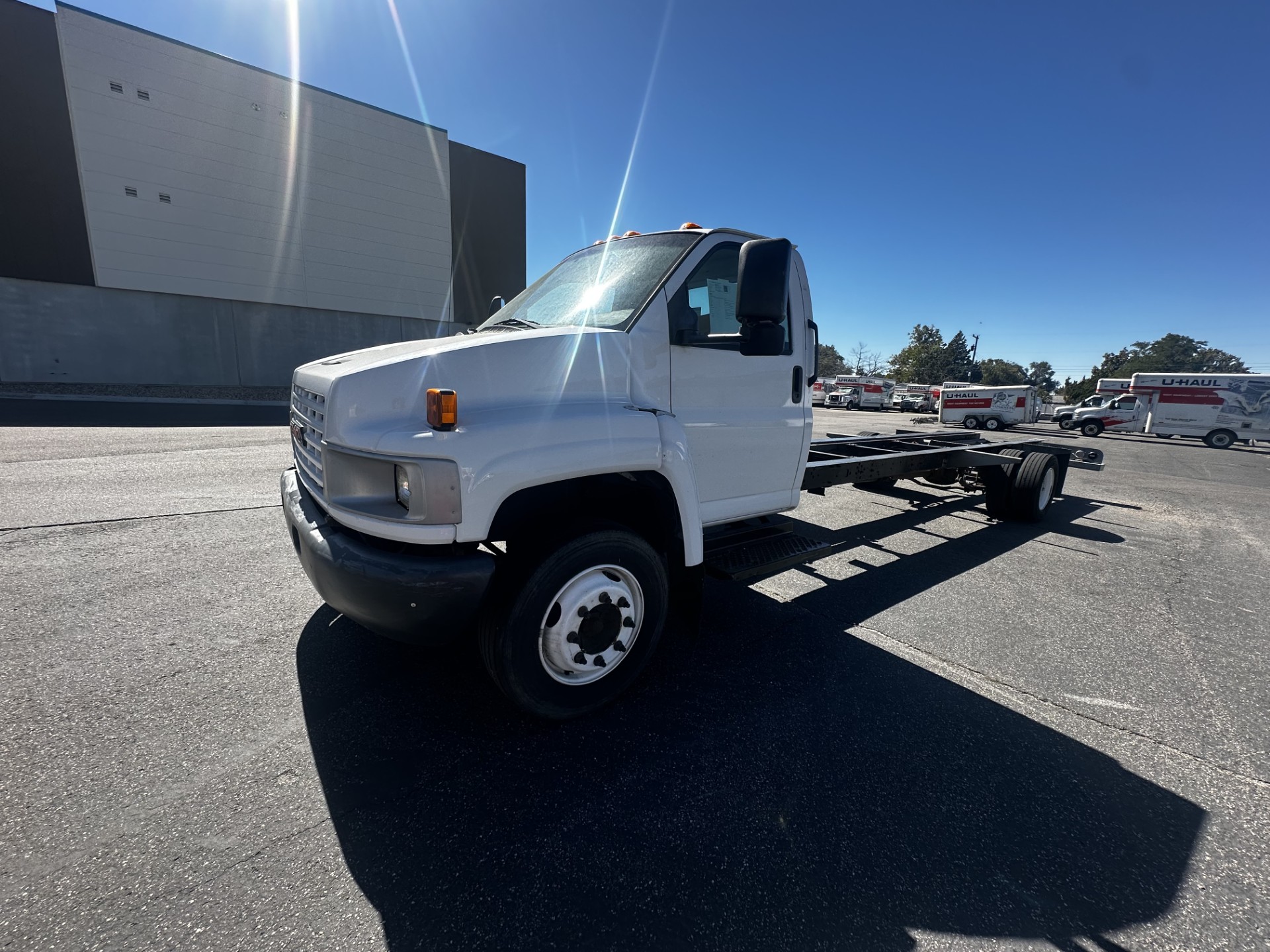Used 2007 26 ' Cab and Chassis for sale