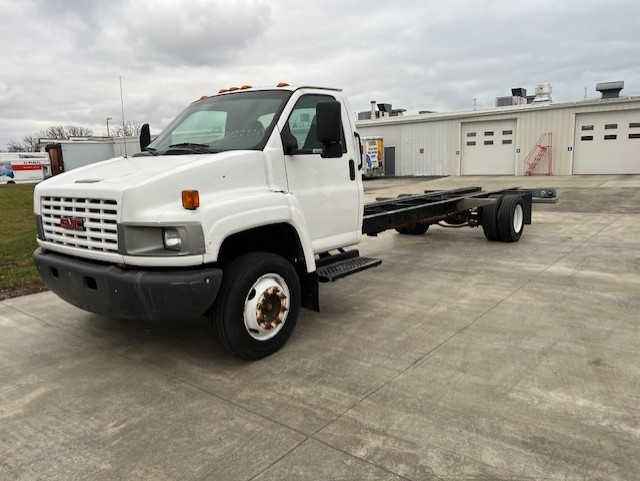 Used 2007 26 ' Cab and Chassis for sale