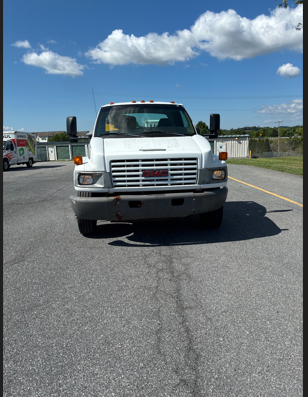 Used 2008 26 ' Cab and Chassis for sale