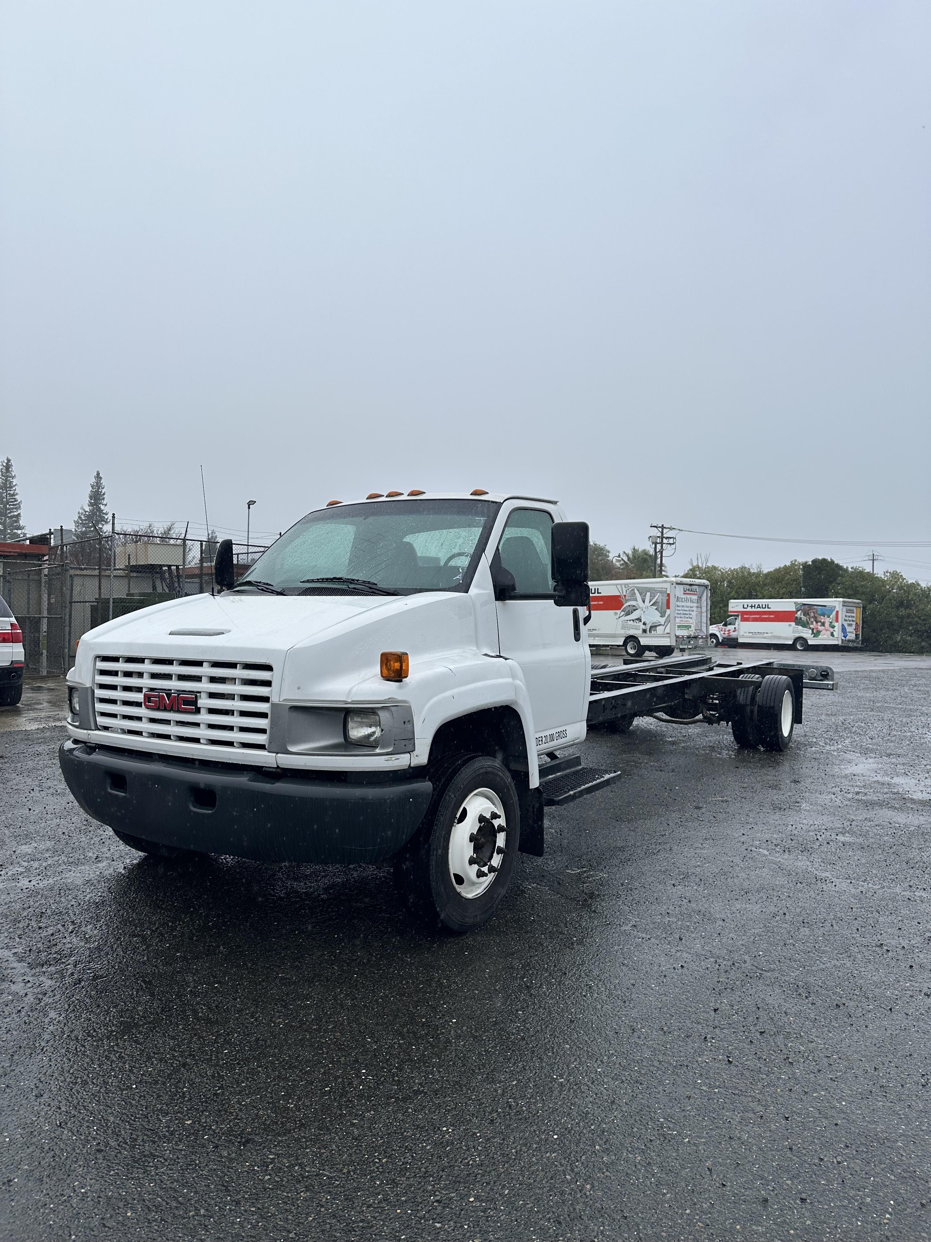 Used 2007 26 ' Cab and Chassis for sale