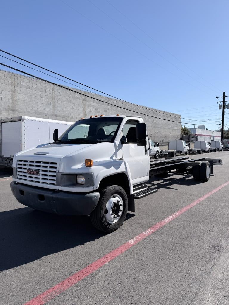 Used 2008 26 ' Cab and Chassis for sale