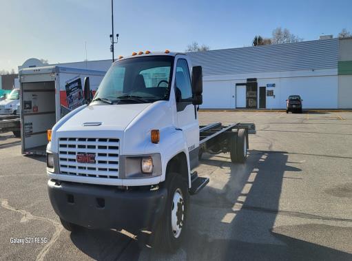 Used 2006 26 ' Cab and Chassis for sale